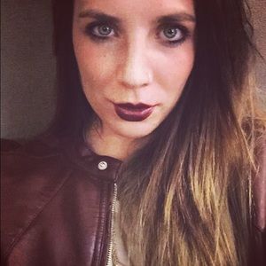 Meet your Posher, Shaina