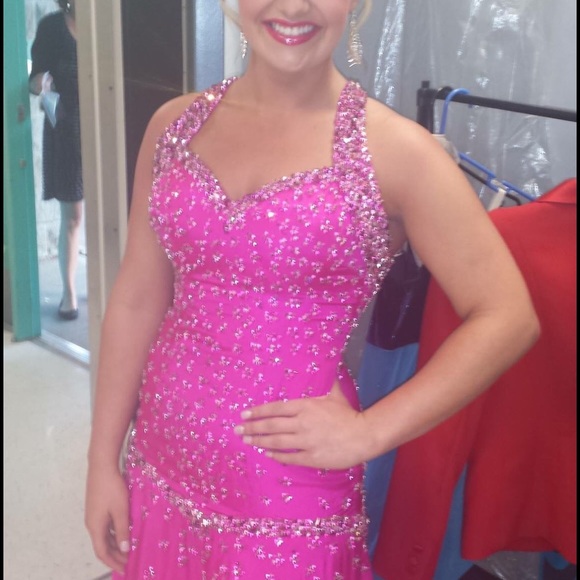 REGALIA breathtaking dress - Picture 2 of 4