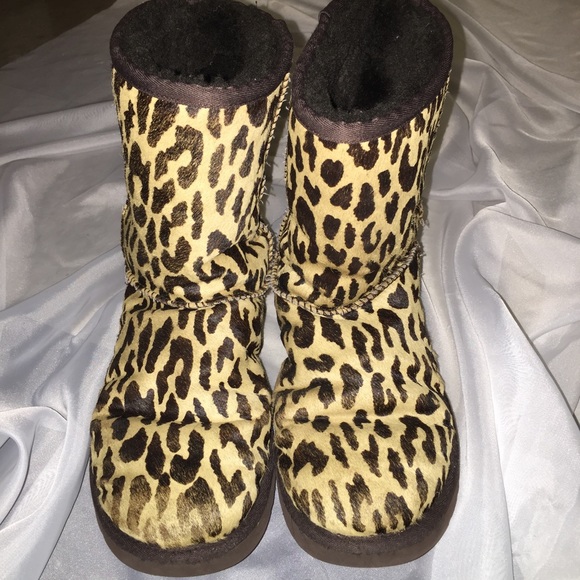 Cheetah print uggs