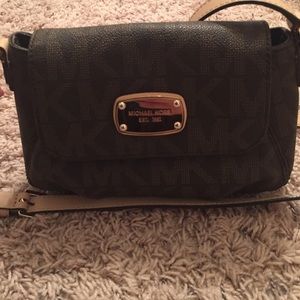 Micheal Kor purse