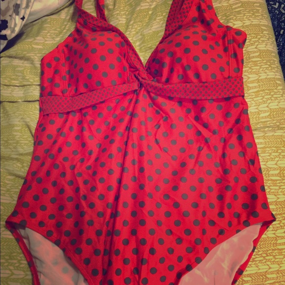 Polka dot plus size bathing suit