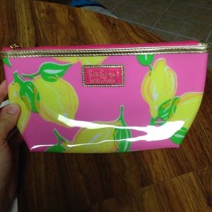Lemons makeup bag
