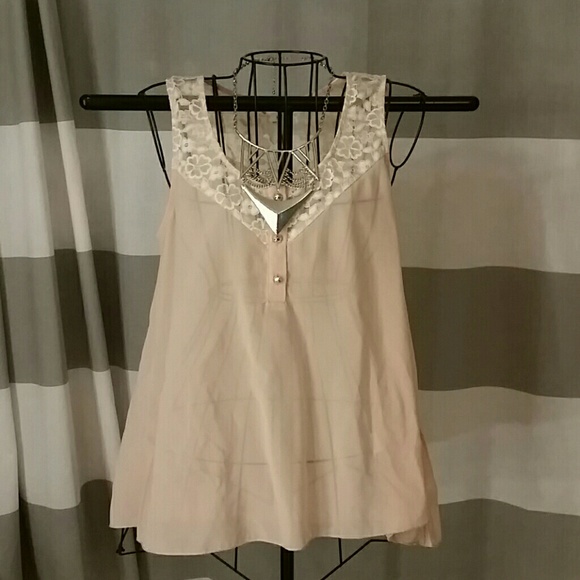 SOLD - Blush Sleeveless Lace Top
