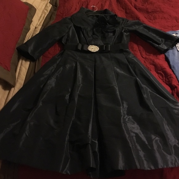 Teri Jon *****ON HOLD*****