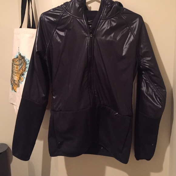 Nike Jackets & Blazers - Nike Therma-Fit Jacket