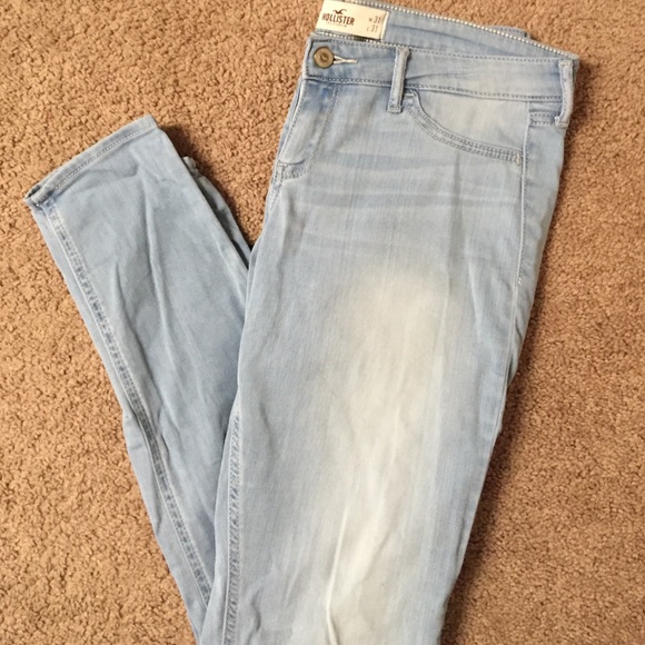 Hollister skinny jeans
