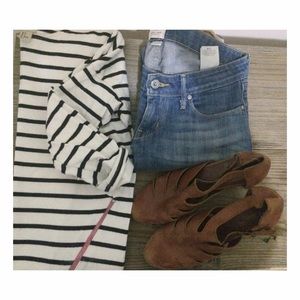 H&M classic striped top w/ hot pink zip trim 💕