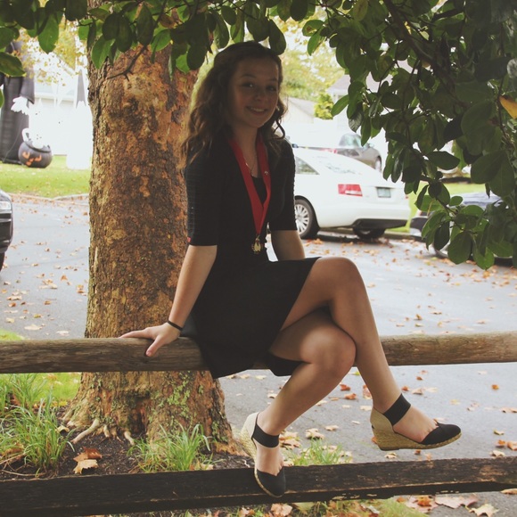 Meet your Posher, Emily