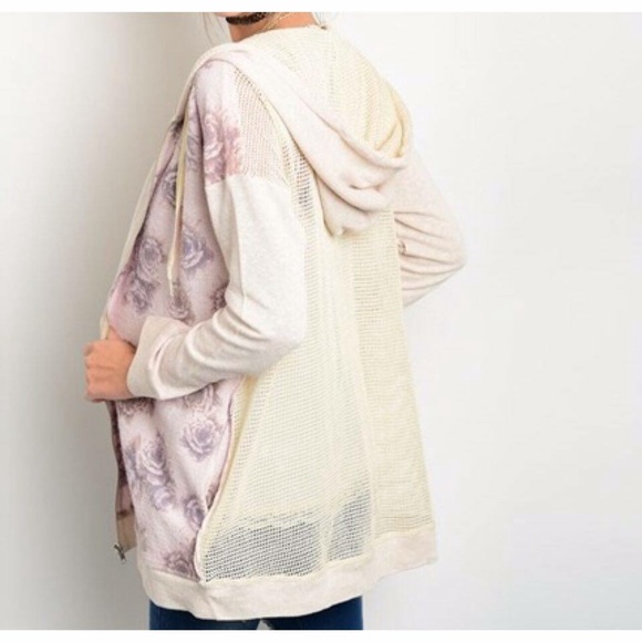 💜Lavender Rose Print Hoodie - Picture 2 of 3