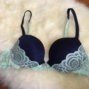Victoria Secret Pink push up bra