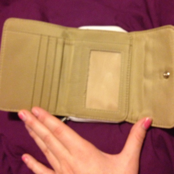 Wallet - Picture 2 of 3