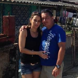 Meet your Posher, Dee