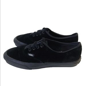 Vans Black Authentic Lo Pro Velvet Sneakers Size 9