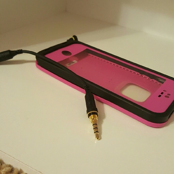 Iphone 5s Lifeproof case