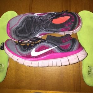 Nike fly knit free 5.0