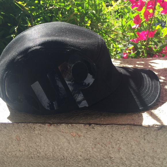 Men's Supreme Hat