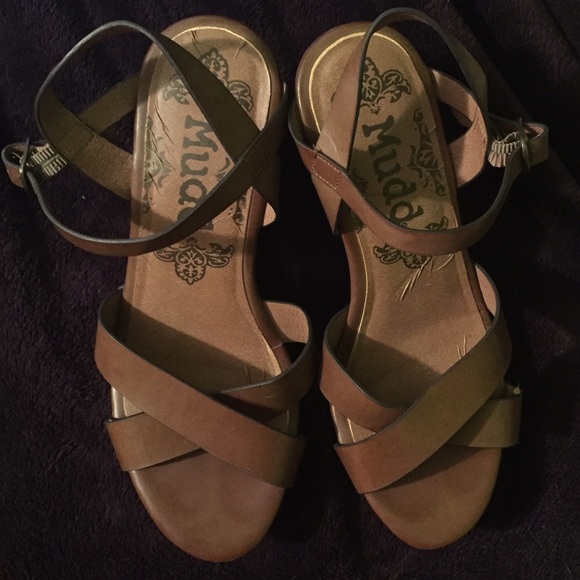 Brown wedged heals