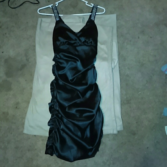 Gorgeous little black dress