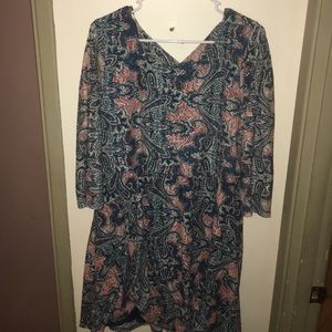 Cute paisley print dress!
