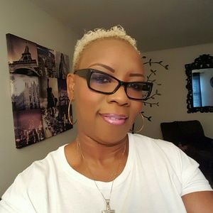 Meet your Posher, Janice