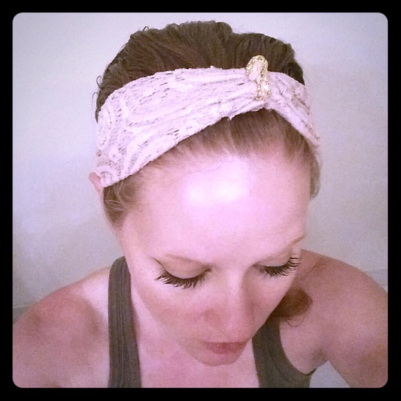 2XHP Light Pink Lace & Chains Head Band - Picture 2 of 4