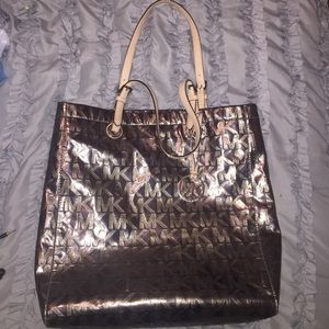 Micheal Kors metallic Purse
