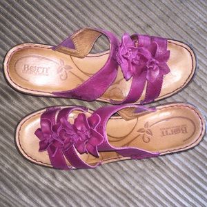Born Pink Leather Sandals sz10