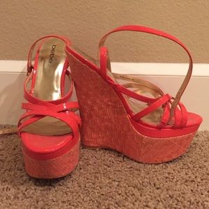 BEBE wedges that don't fit me
