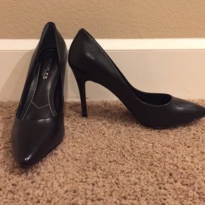 Got a new pair and I never wore these!