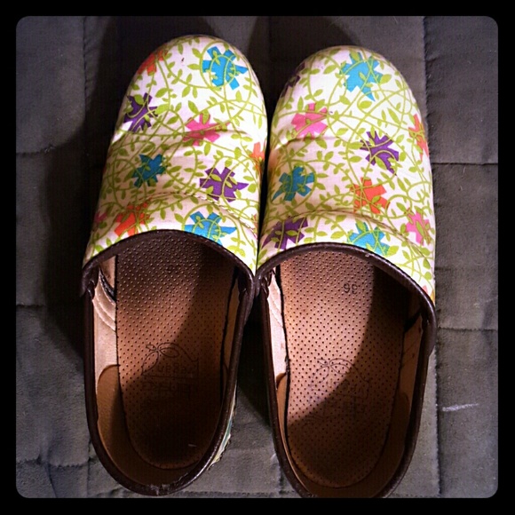 Dansko Vegan