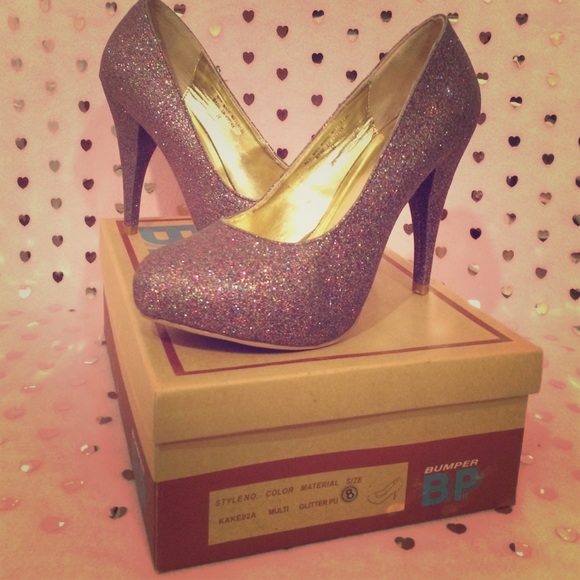 Beautiful playful shiny glittery shoes ❤️