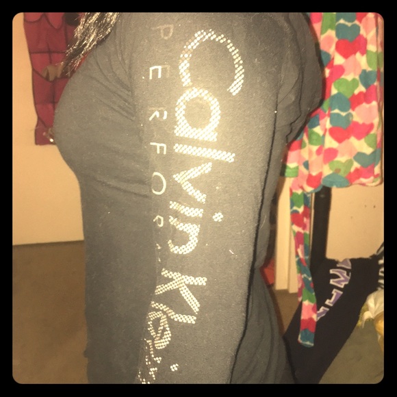 Calvin Klein performance shirt with hood