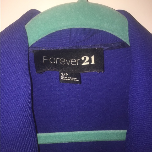 Blazer - Picture 2 of 4