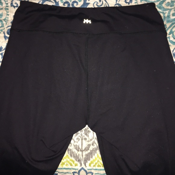 like new athletic yoga leggings