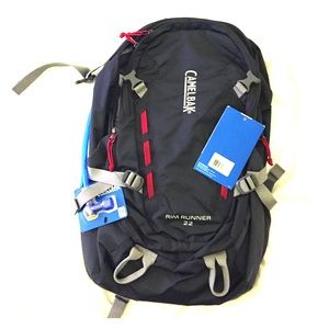 Camelbak Rim Runner 22