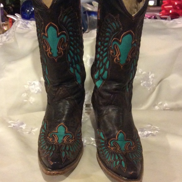 SOLD LOCALLY - Picture 2 of 4