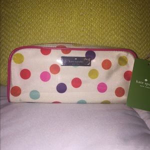 Kate Spade "Small Henrietta"