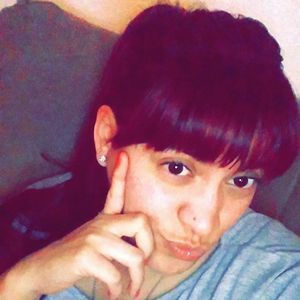 Meet your Posher, Carolina