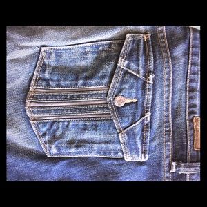 Paige low rise jeans with great pockets