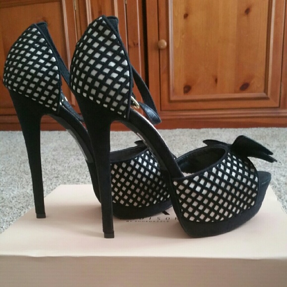 Brand New Madison by ShoeDazzle - Picture 2 of 3