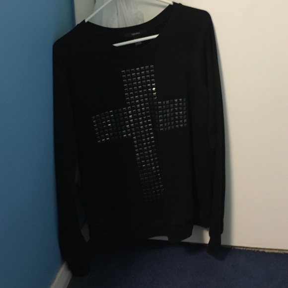 Forever 21 Cross Sweater - Picture 1 of 2