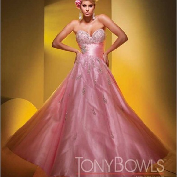 Prom dres - Picture 4 of 4