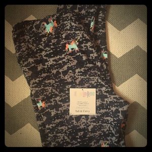 Lularoe leggings Tc 12-22 Nwt 🦄 find!
