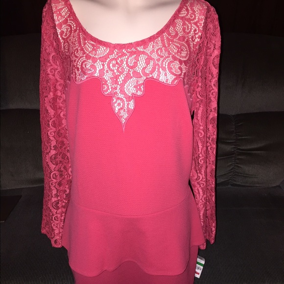 Pink dress - Picture 3 of 3