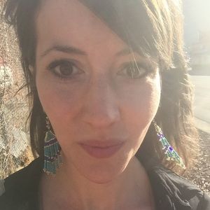 Meet your Posher, Dee