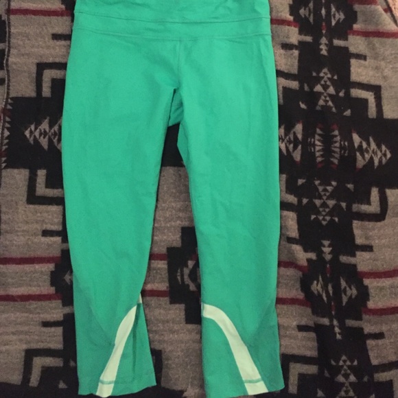 Lululemon crop running pants