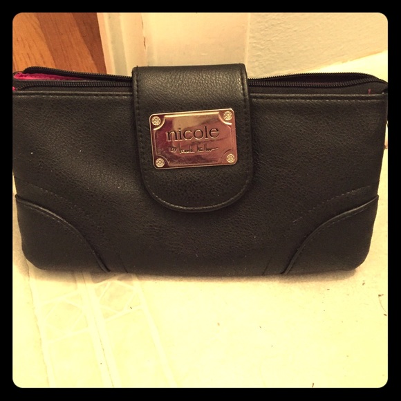 Black wallet