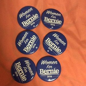 6pack of women for Bernie buttons