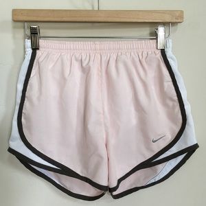 Nike Tempo Shorts (Perfect Pink)