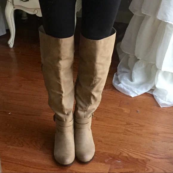🏷 SALE!! Over the Knee Tall Boots Size 7.5 Tan
